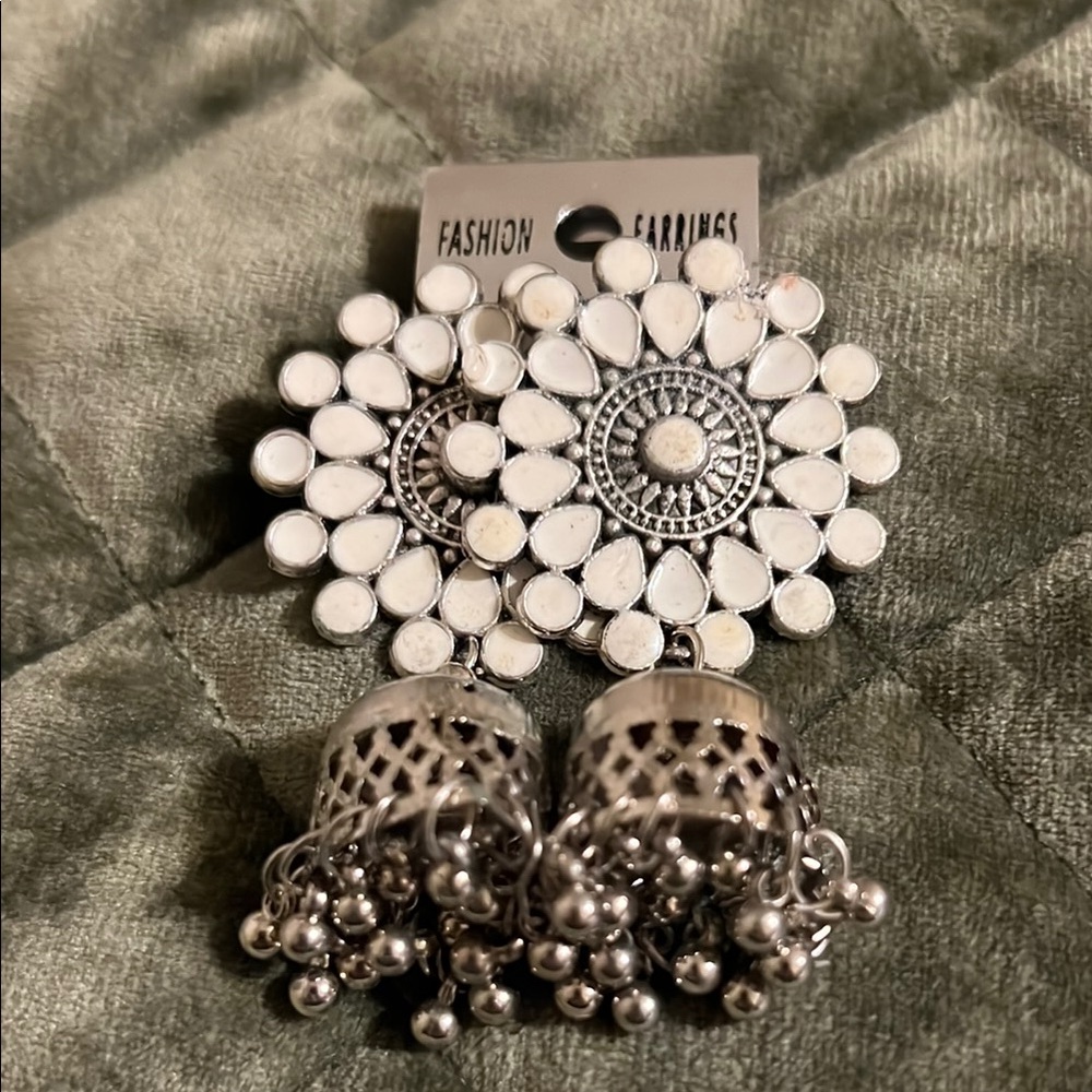 Gorgeous White Enameled Jhumki Earrings NWT
